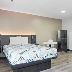 - - Davis Hotel